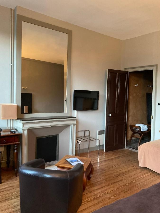 Hotel Le Pavillon De Gouffern Silli-en-Gouffern Zewnętrze zdjęcie